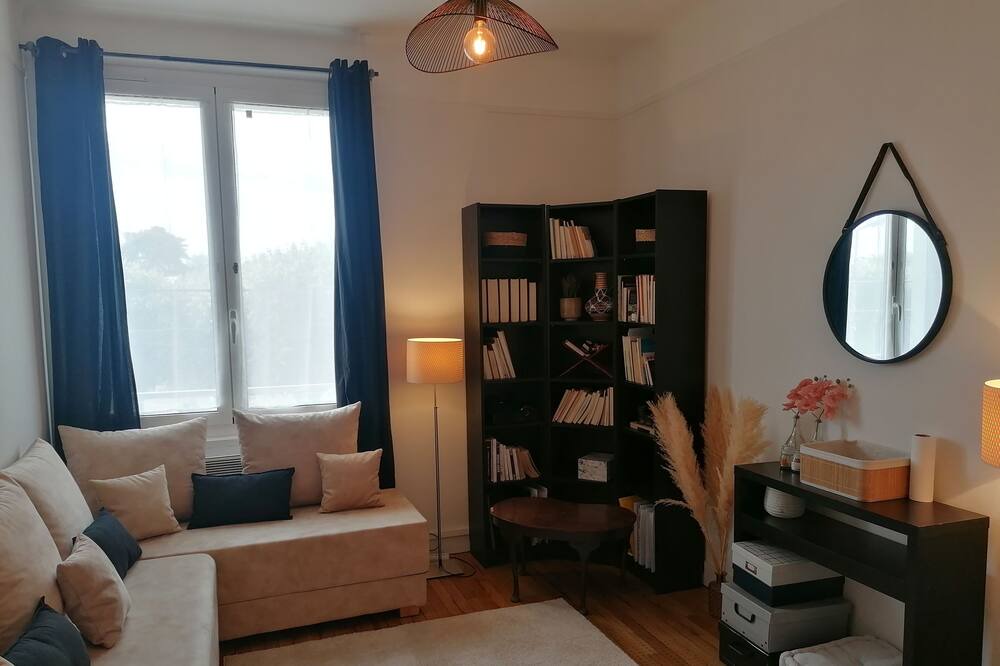 Photo of Livingroom in Epinay-sur-Orge