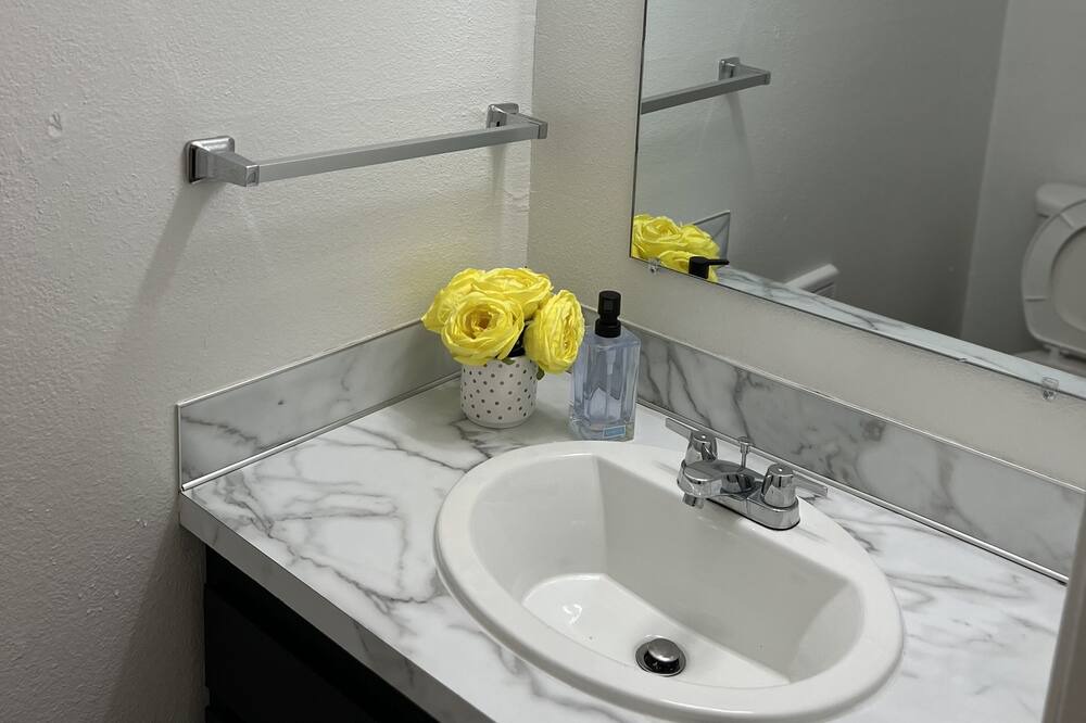 Photo of Bathroom in Hayesville