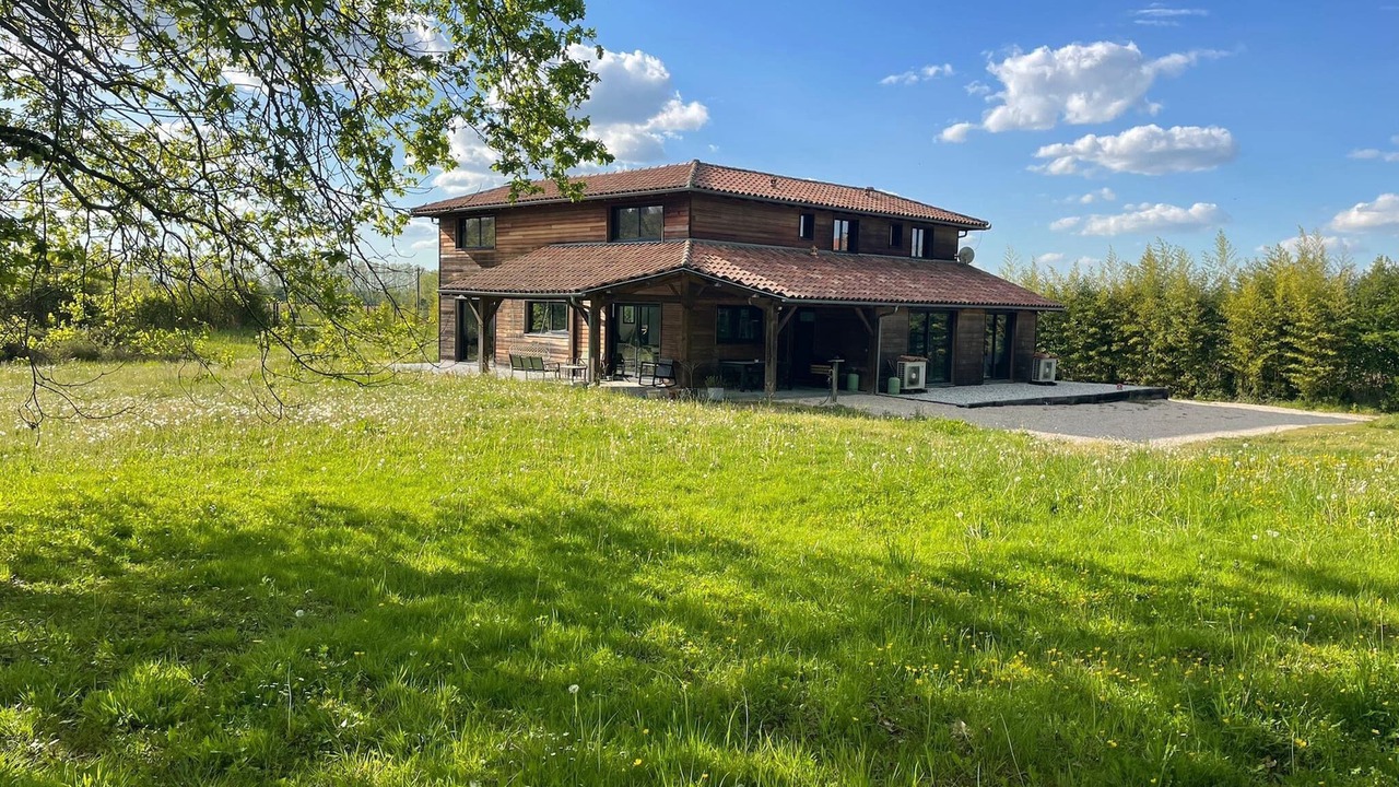 Photo of Outdoor in Nerbis