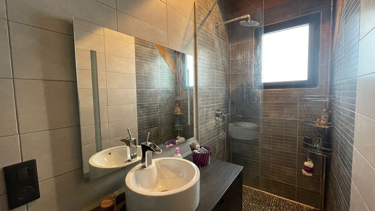 Photo of Others in Nerbis