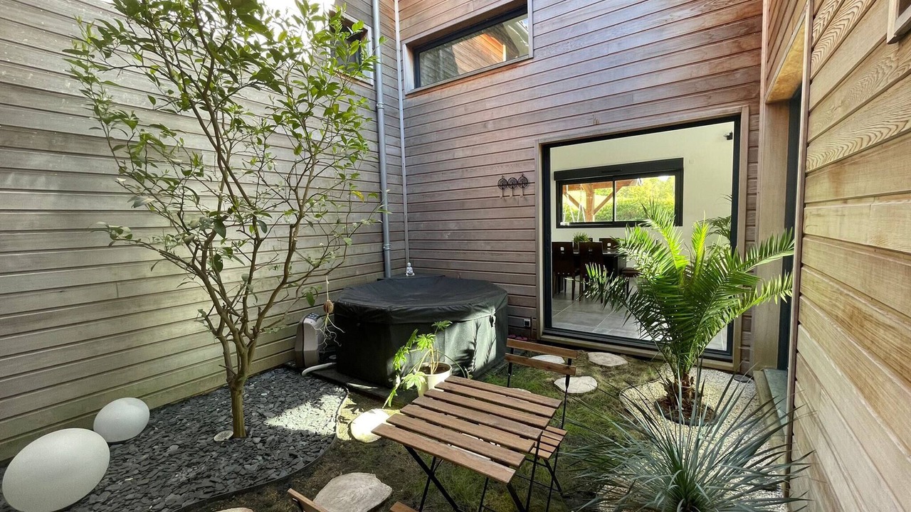 Photo of Outdoor in Nerbis