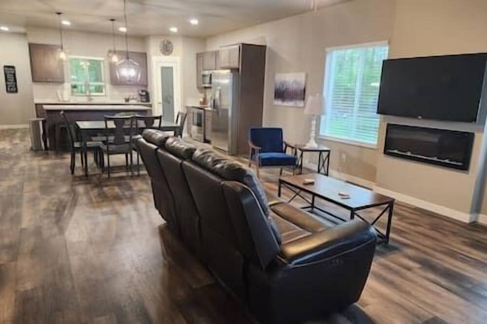 Photo of Livingroom in Priest River