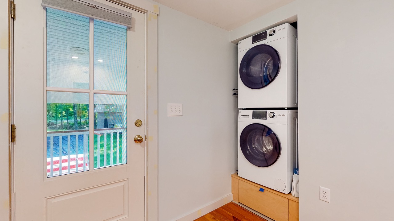 Photo of Others in Raymond