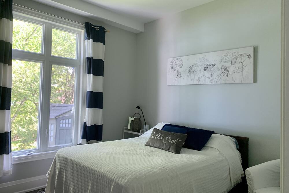 Photo of Bedroom in Ramara