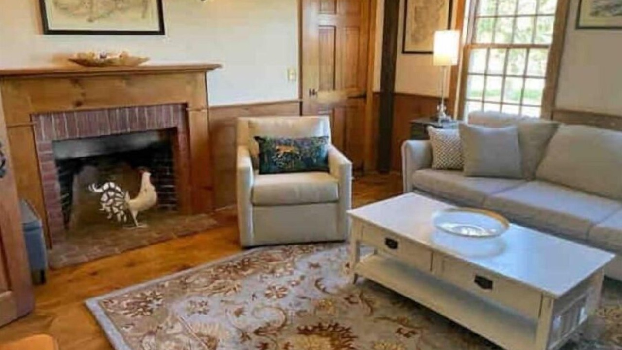 Photo of Livingroom in Sutton