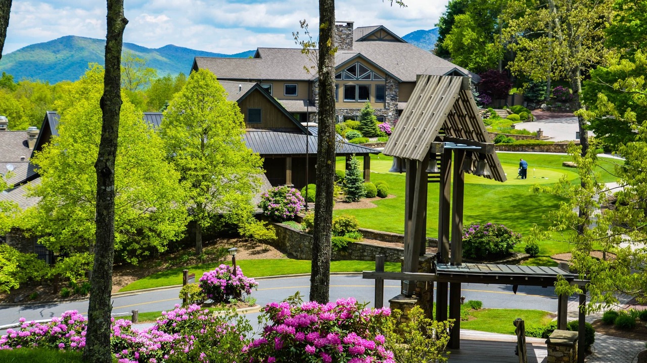 Photo of Outdoor in Mountain Air