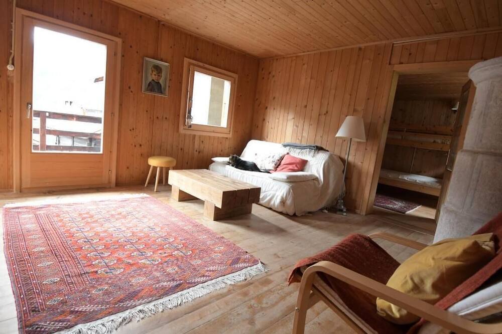 Photo of Bedroom in Sarreyer