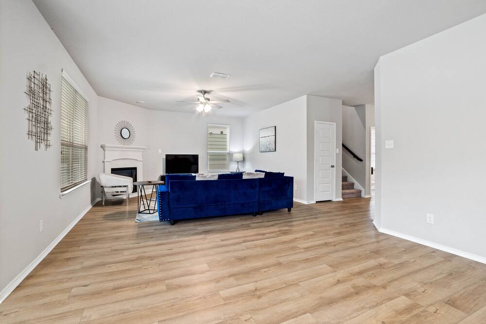 Photo of Livingroom in Lincoln Park