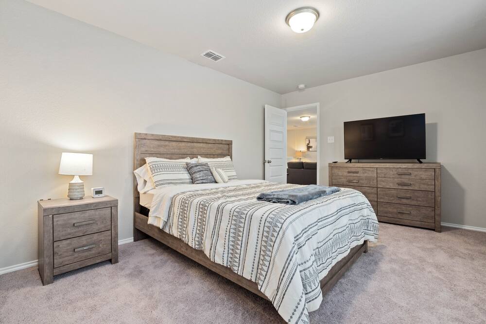 Photo of Bedroom in Lincoln Park