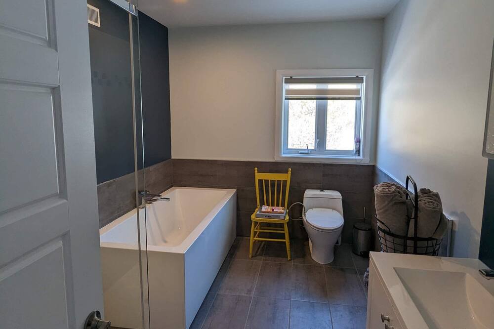 Photo of Bathroom in Notre-Dame-de-Montauban