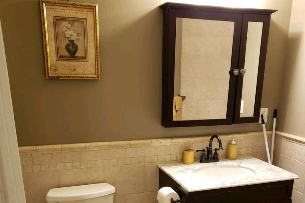 Photo of Bathroom in Central Islip