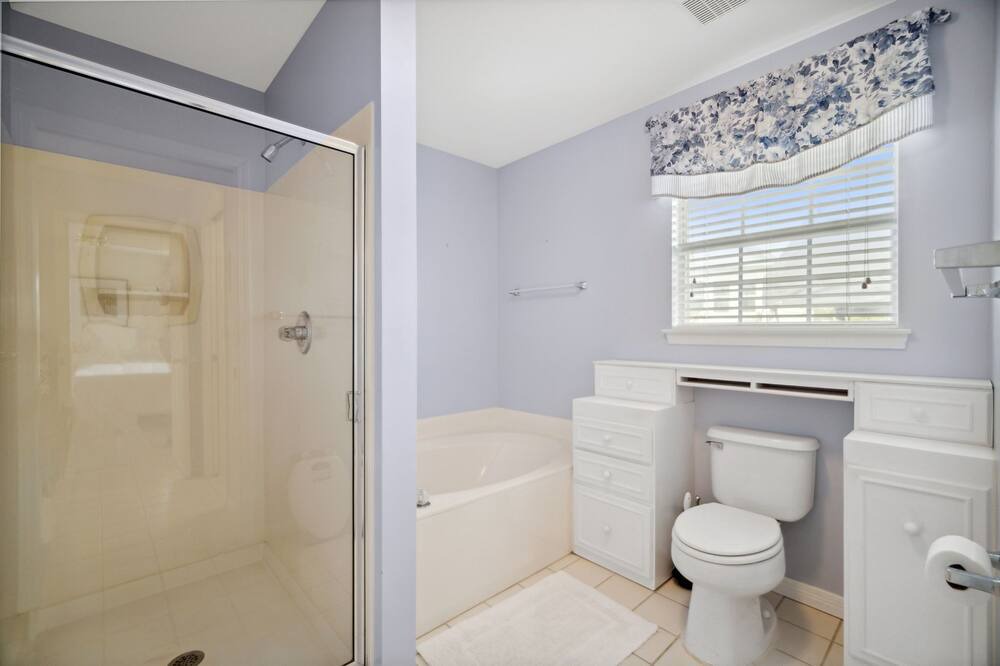 Photo of Bathroom in Gulf Pines