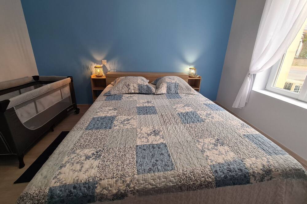 Photo of Bedroom in Lye