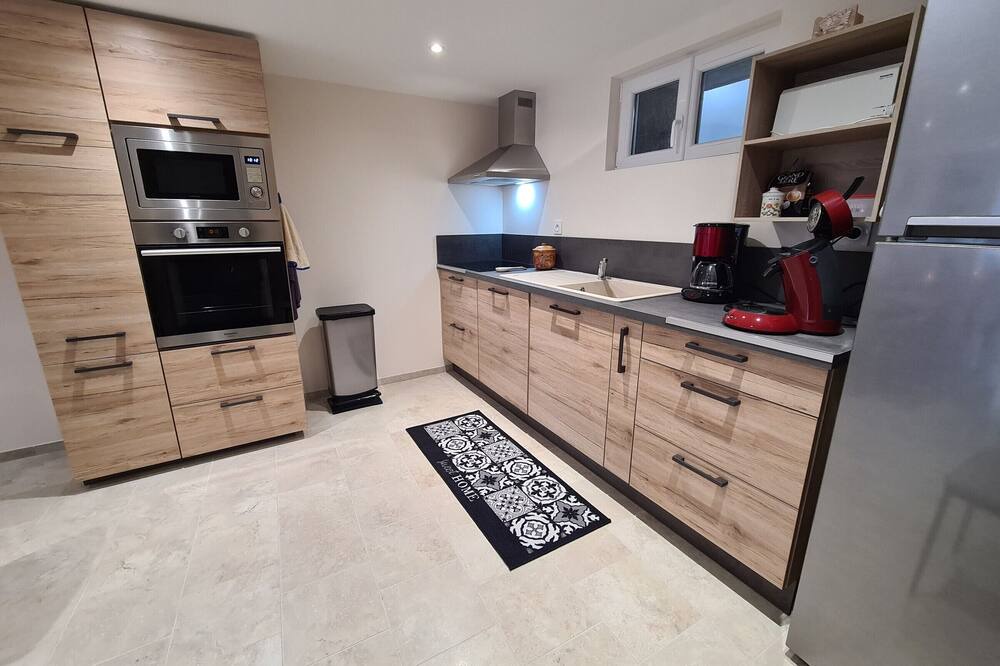 Photo of Kitchen in Lye