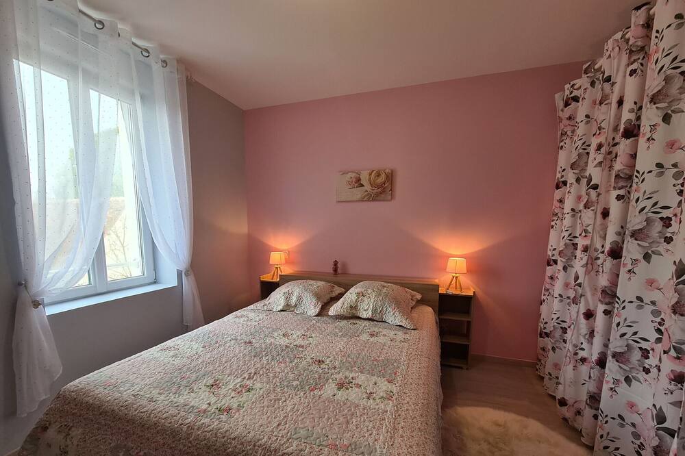 Photo of Bedroom in Lye