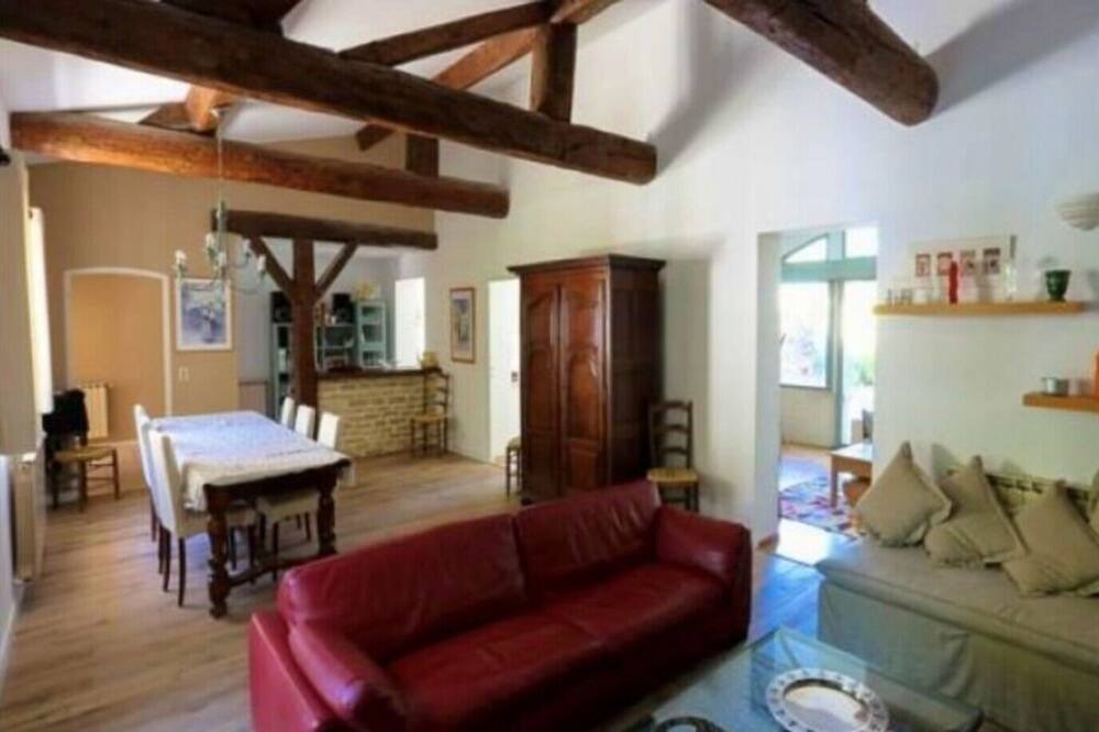 Photo of Livingroom in Bellegarde