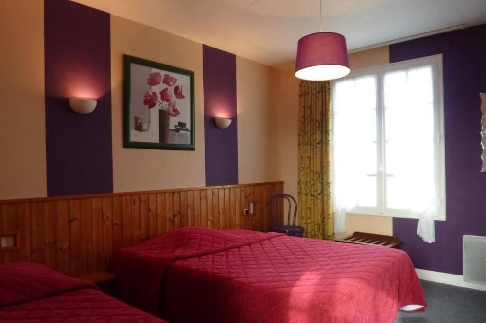 Photo of Bedroom in Nuaille