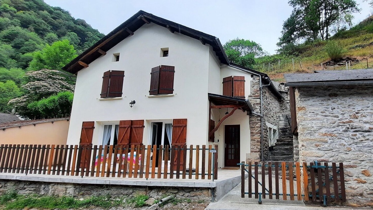 Photo of Outdoor in Ustou