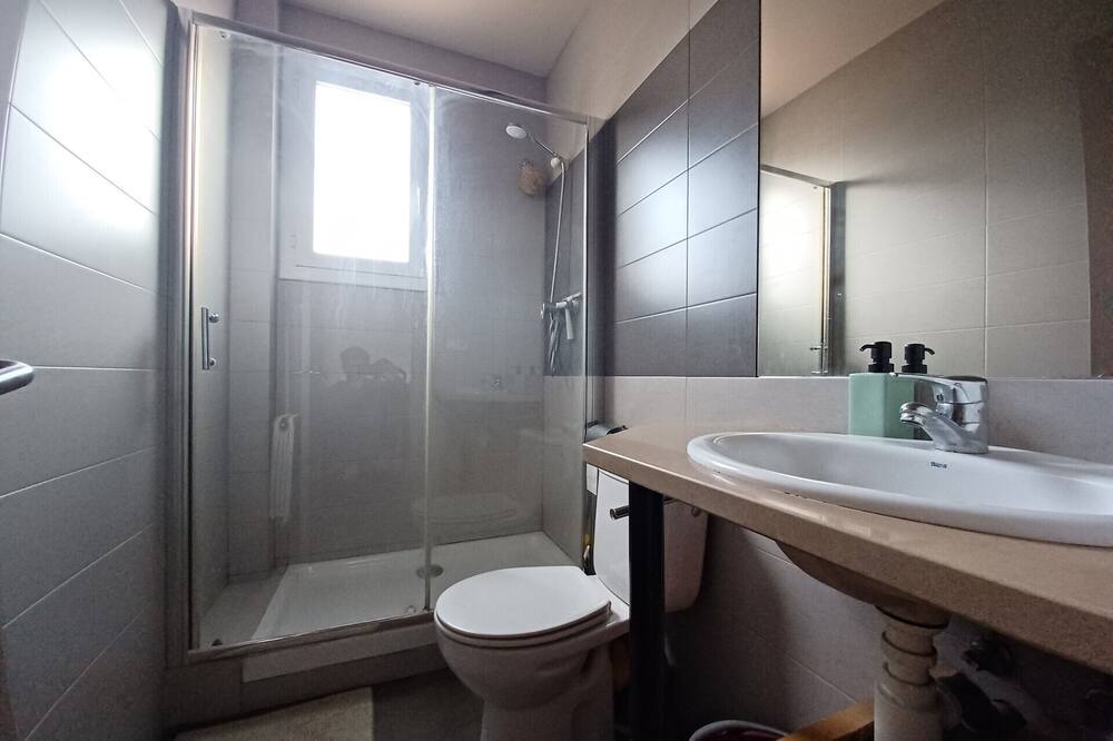 Photo of Bathroom in Provencals del Poblenou