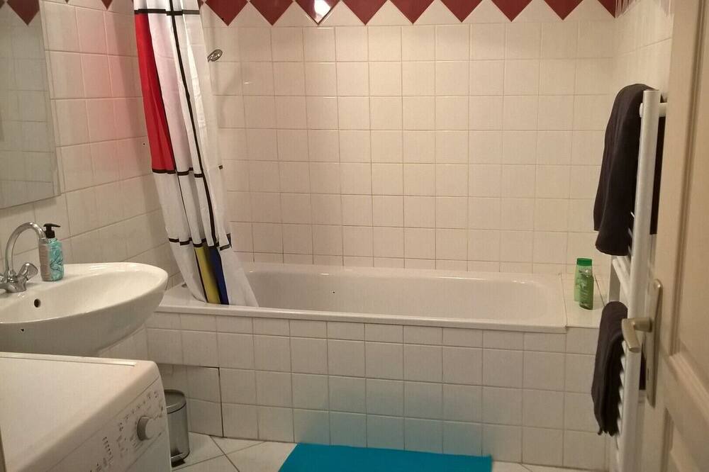 Photo of Bathroom in Agen