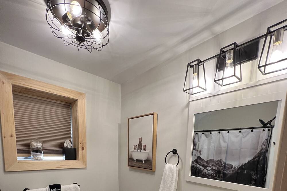 Photo of Bathroom in Jay