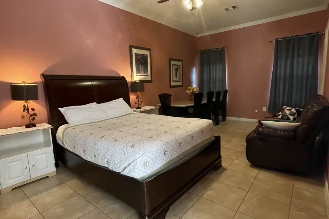 Photo of Bedroom in Iowa Colony