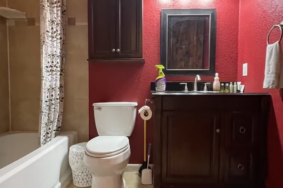 Photo of Bathroom in Iowa Colony
