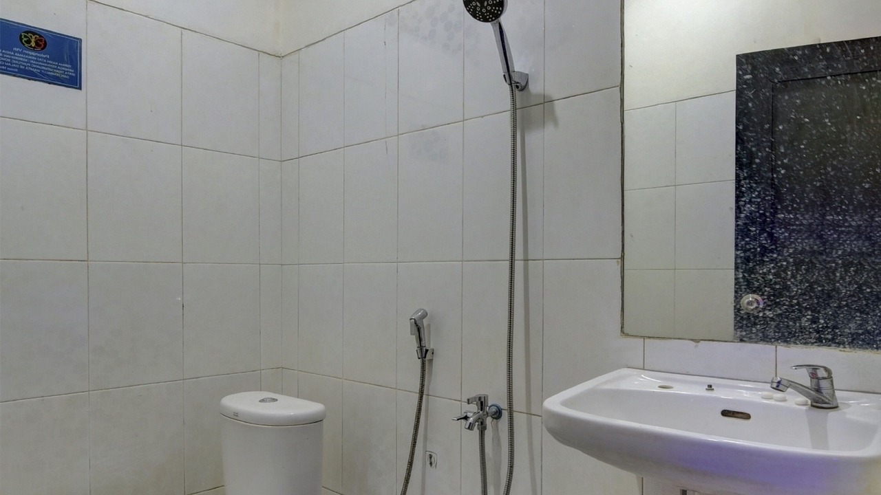 Photo of Bathroom in Padang