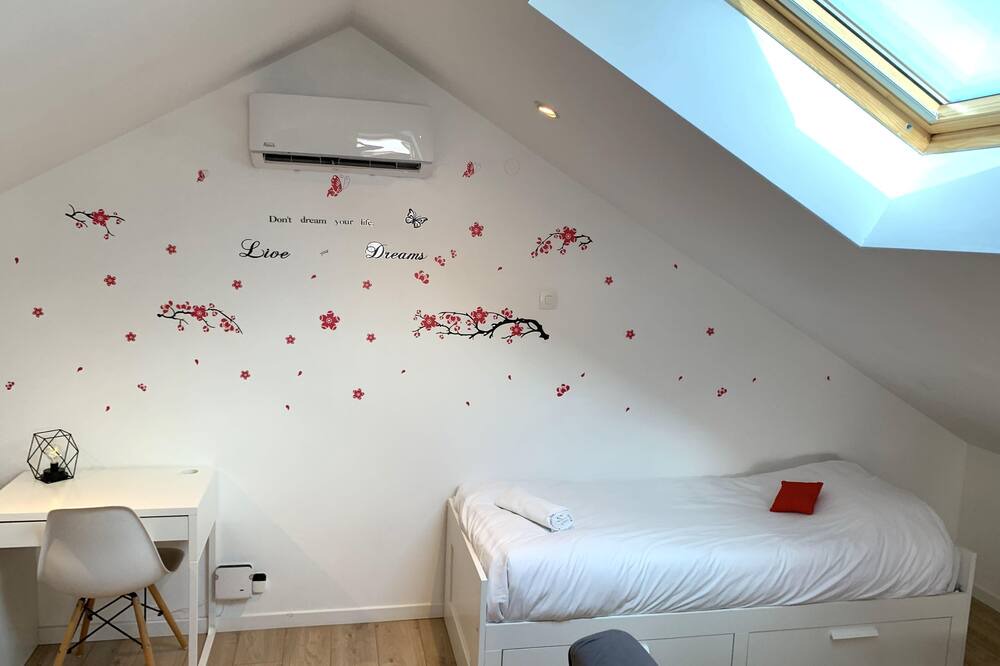 Photo of Bedroom in Amneville