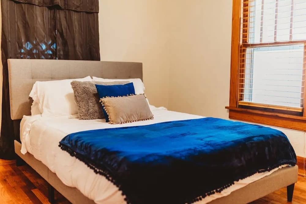 Photo of Bedroom in Osawatomie