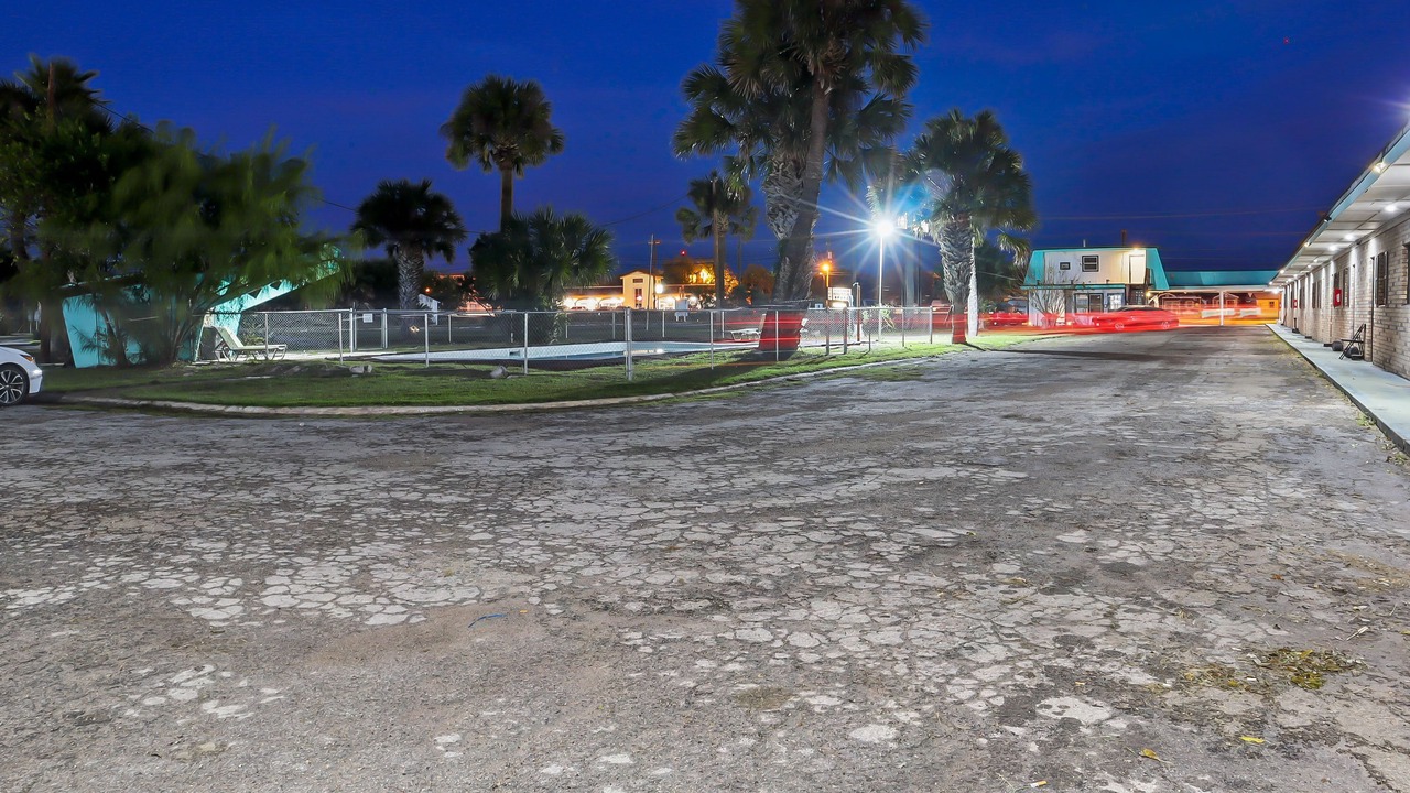 Photo of Outdoor in Mathis