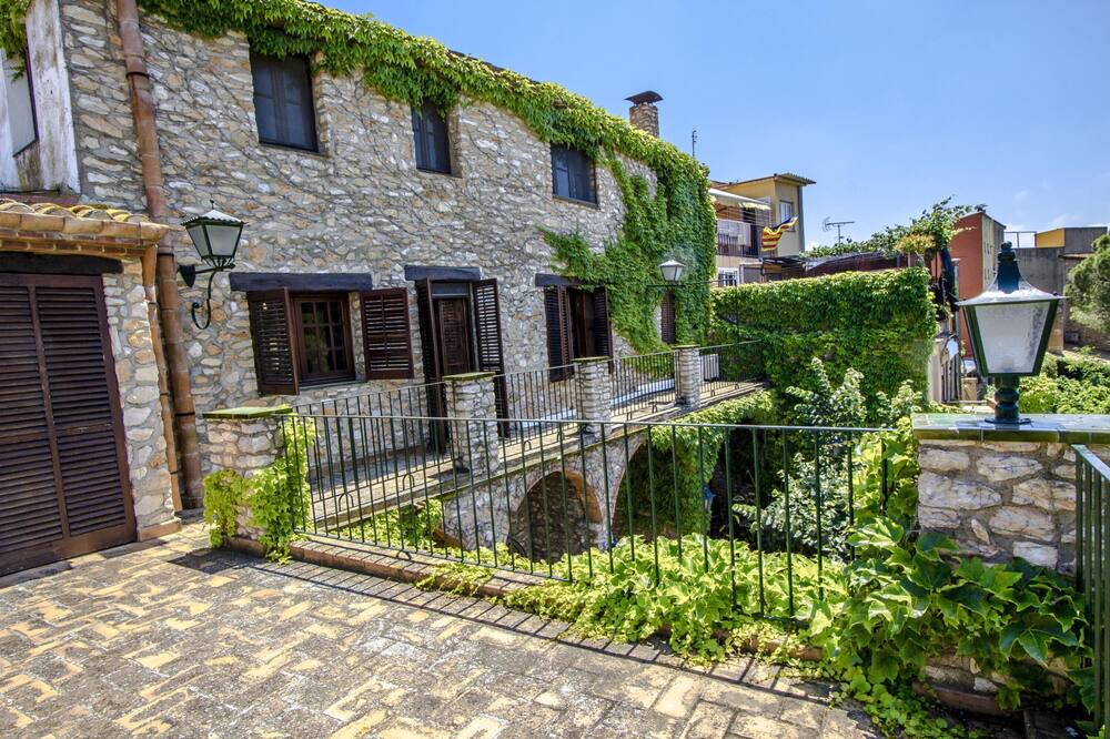 Photo of Outdoor in Santa Oliva