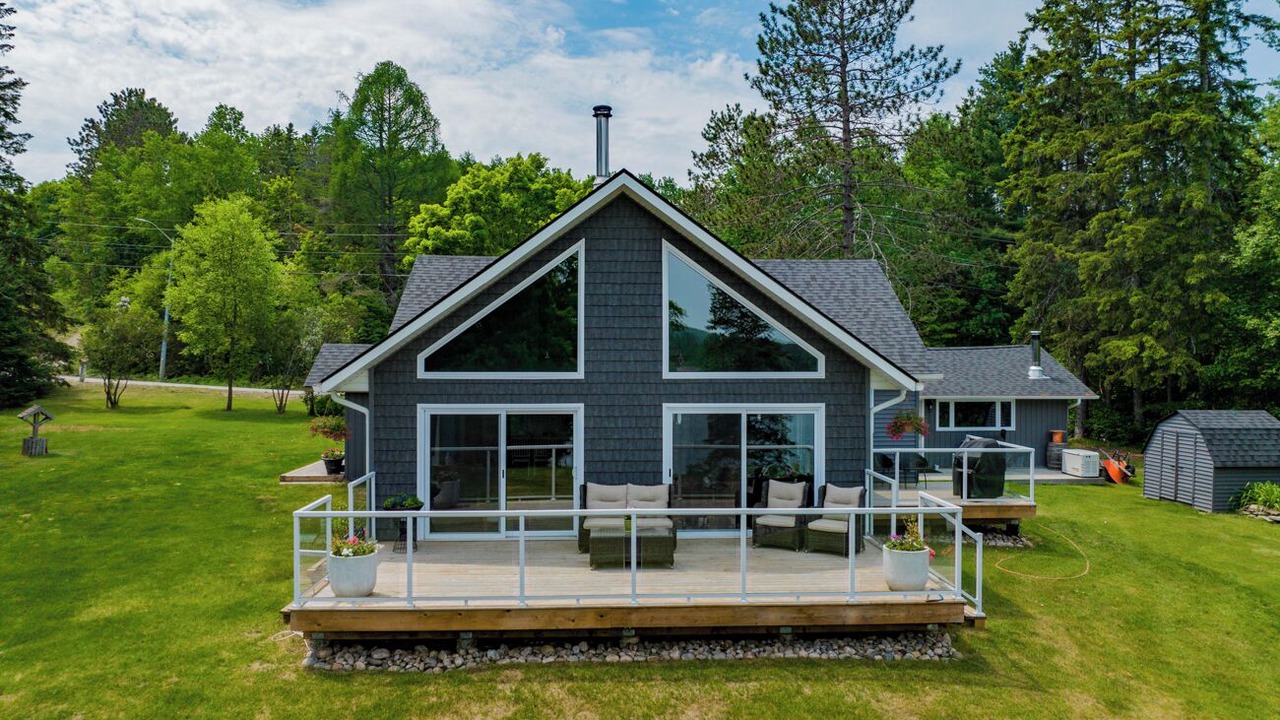 Photo of Outdoor in Novar