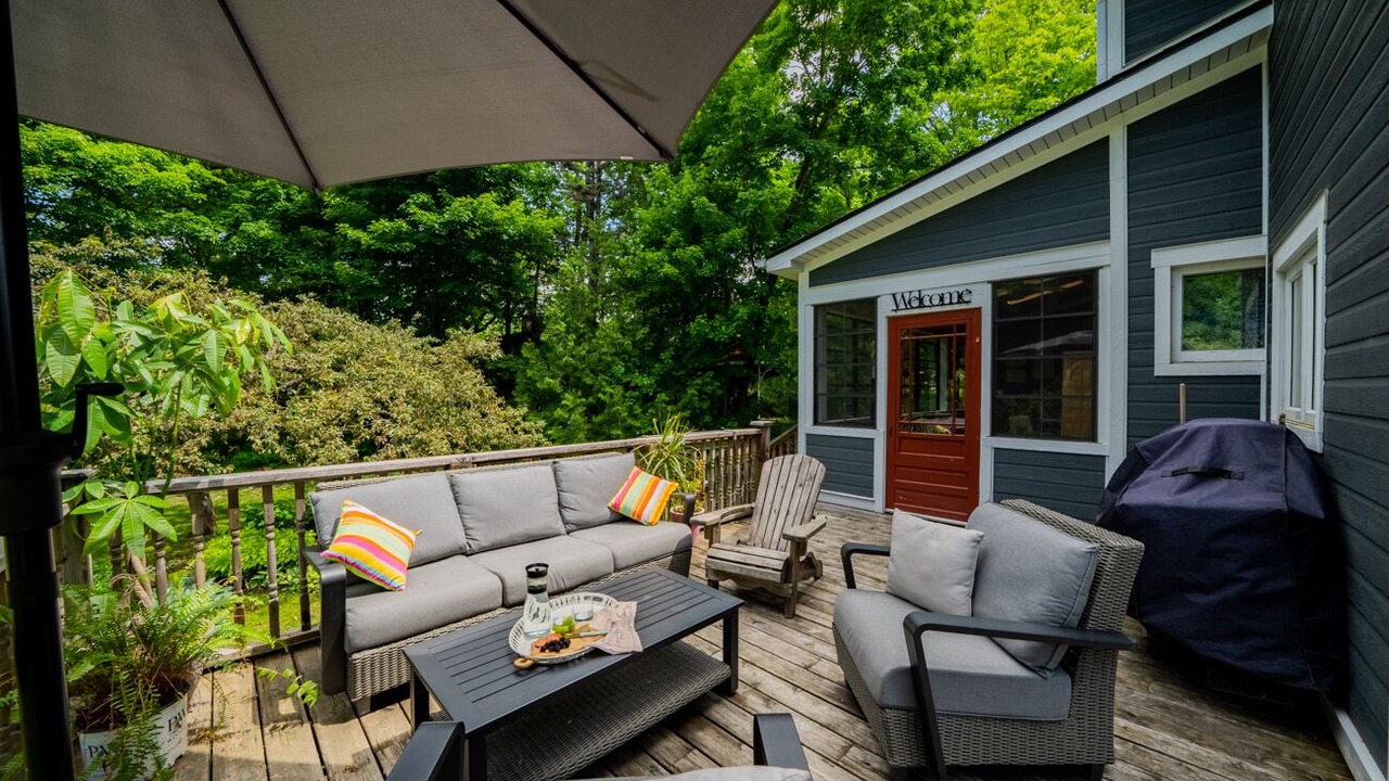 Photo of Patio Balcony in Parry Sound