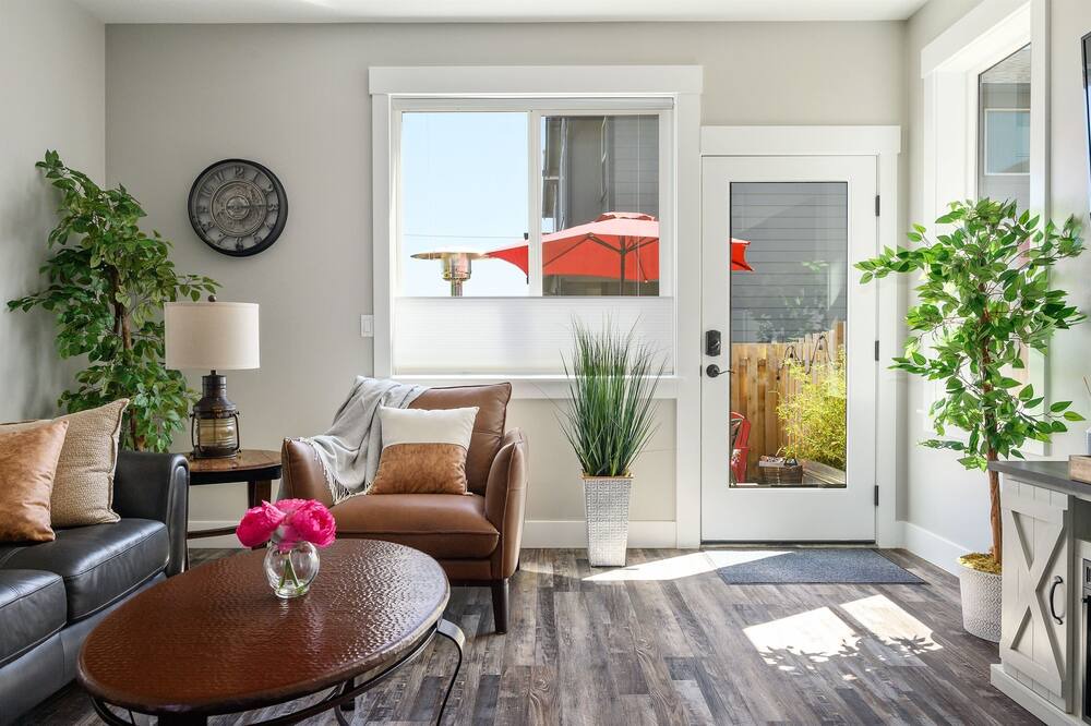 Photo of Others in Carlton