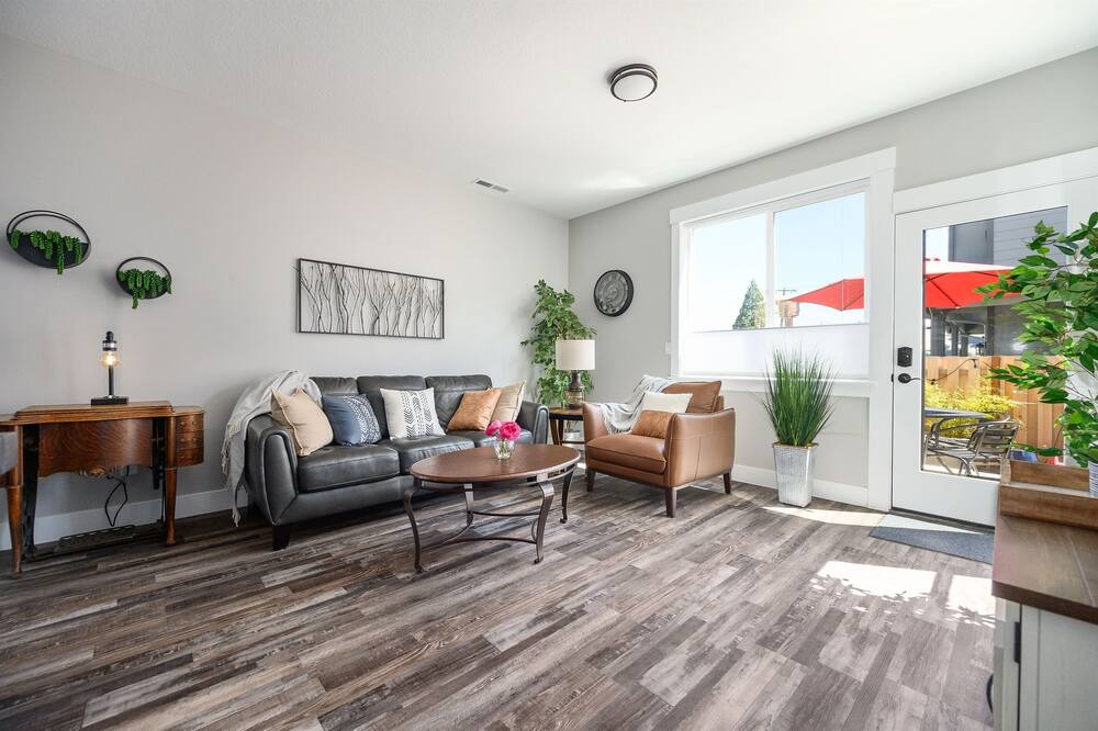 Photo of Livingroom in Carlton