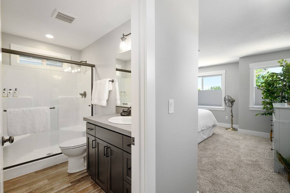 Photo of Bathroom in Carlton