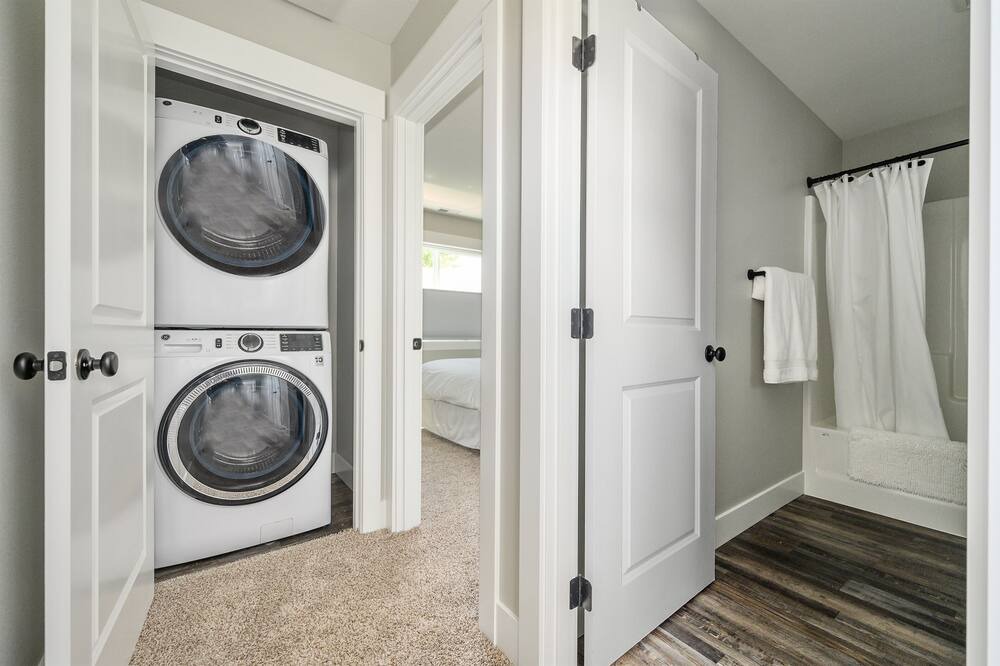 Photo of Others in Carlton