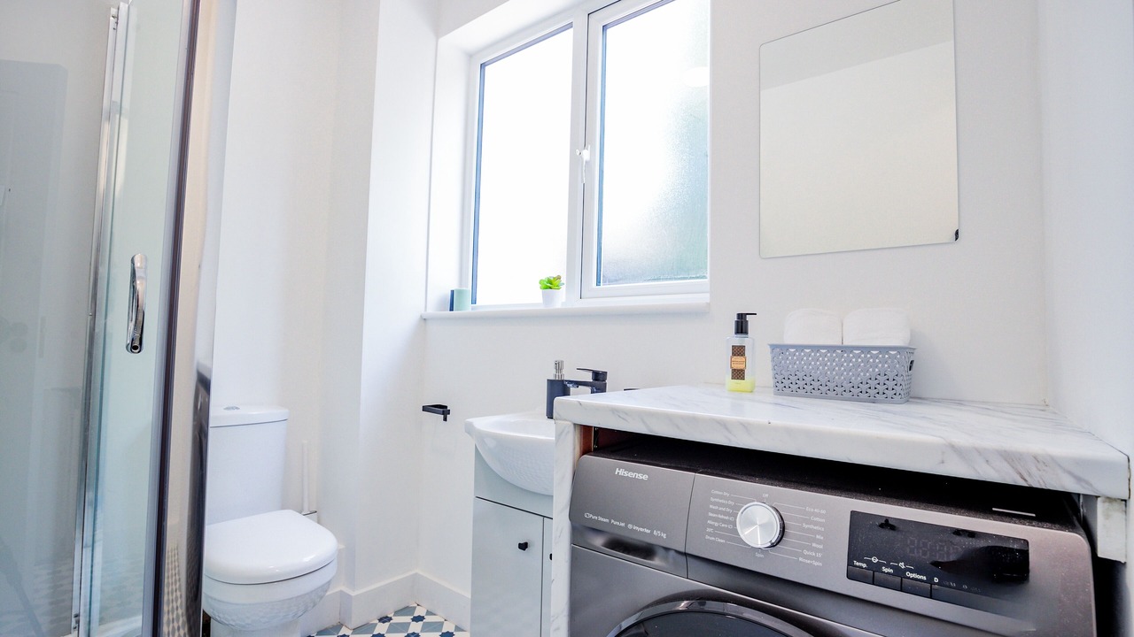 Photo of Others in Caterham