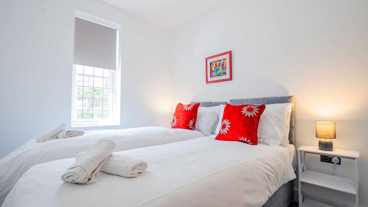 Photo of Others in Caterham