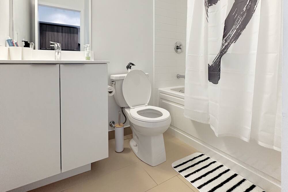 Photo of Bathroom in Humber Bay