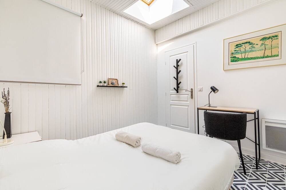 Photo of Bedroom in Arcueil