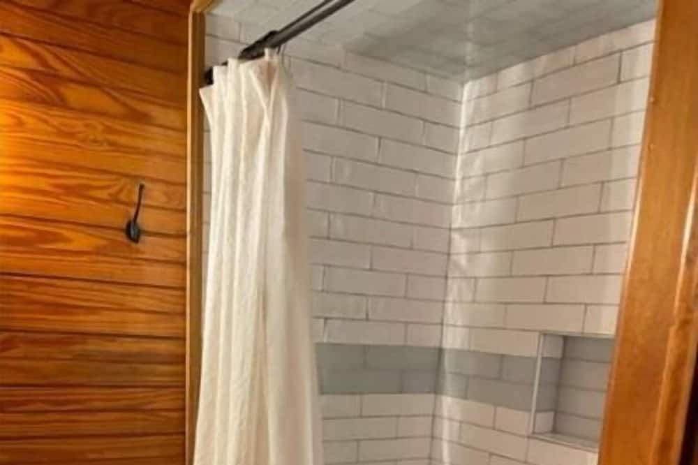 Photo of Bathroom in Danielsville