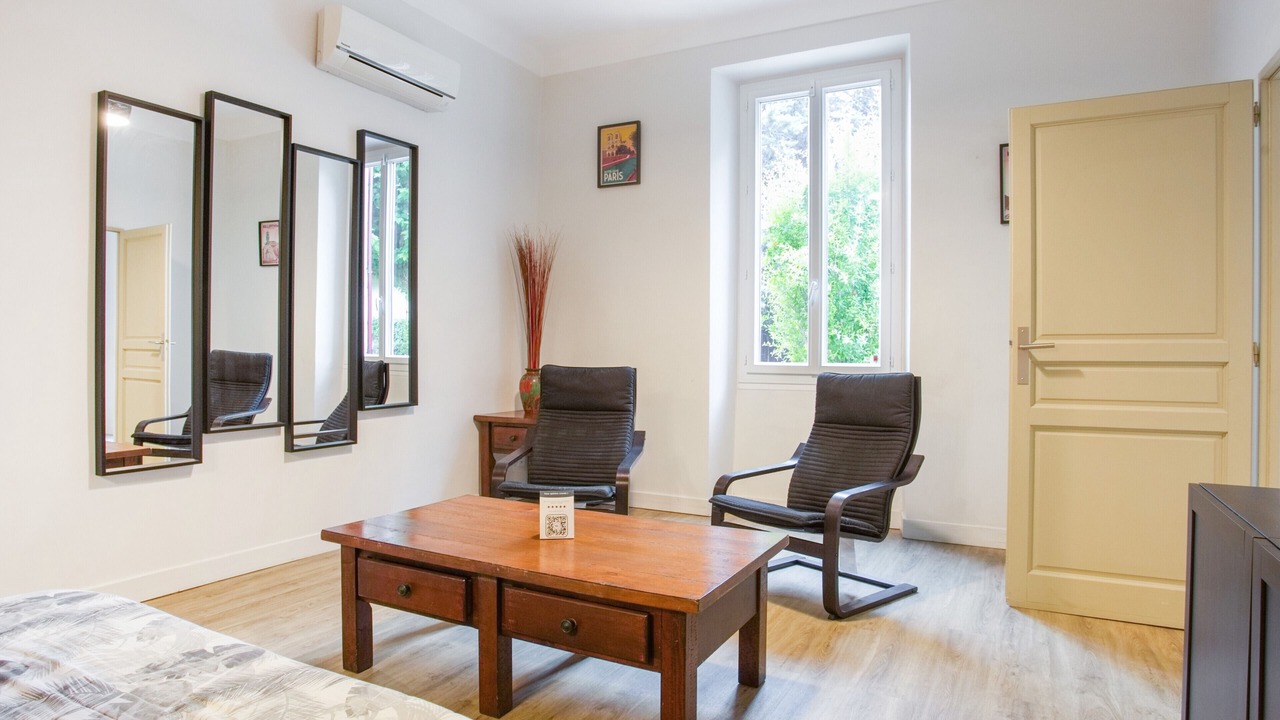 Photo of Others in Avignon