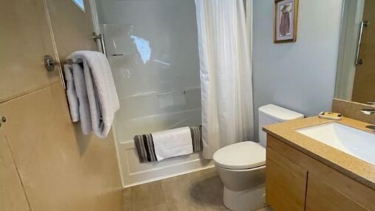 Photo of Bathroom in Iona