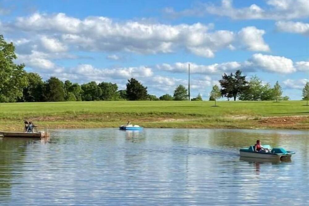 Photo of Others in Leasburg