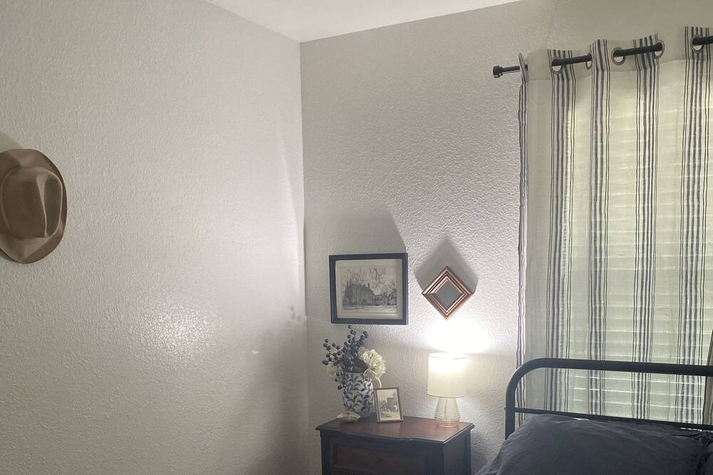 Photo of Bedroom in Hobbs
