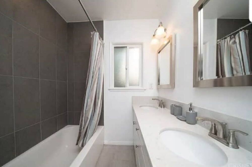 Photo of Bathroom in Canoga Park