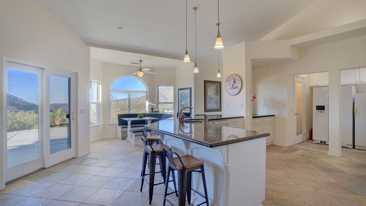 Photo of Livingroom in Valley Center