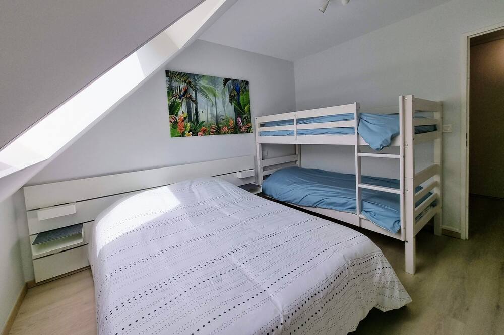 Photo of Bedroom in Saint-Mamet